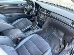 Skoda Octavia po detailingu wnętrza